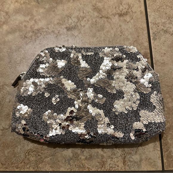 NWOT ULTA Sequin Cosmetics Bag - Picture 1 of 3